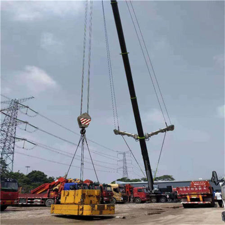 龙滚镇风电设备吊装